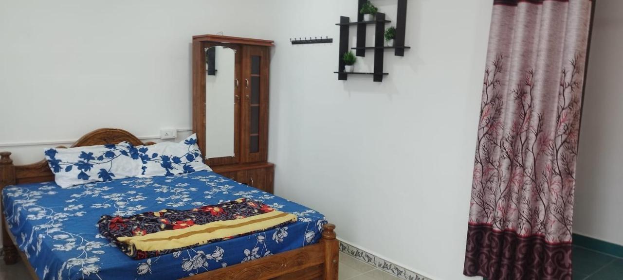 Отель Kavieya Residency Purnankuppam Экстерьер фото
