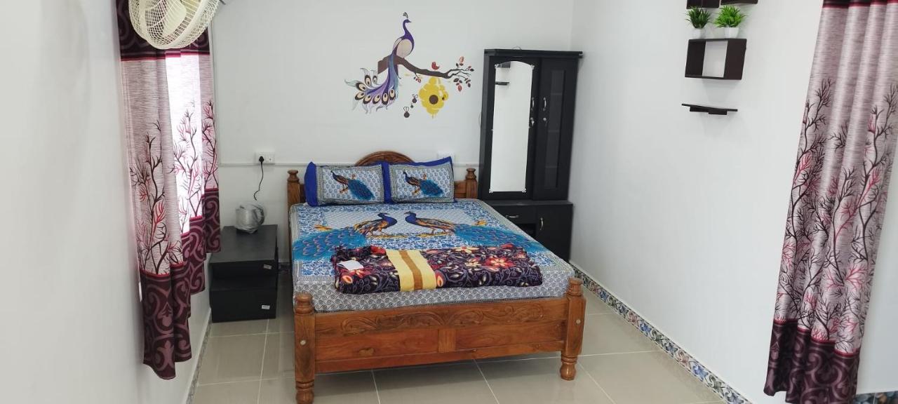 Отель Kavieya Residency Purnankuppam Экстерьер фото