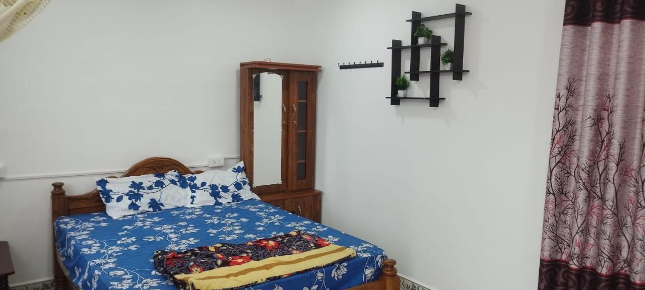Отель Kavieya Residency Purnankuppam Экстерьер фото